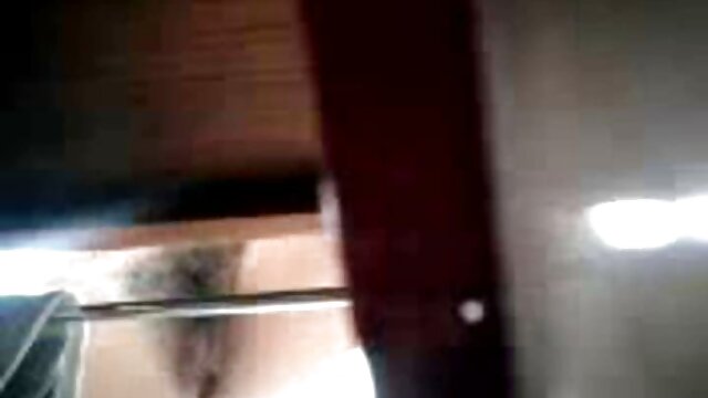 అలెక్సిస్ అమోర్ తన తడి మరియు జ్యుసి గర్ల్‌ఫ్రెండ్స్‌తో హీరోయిన్ సెక్స్ వీడియోస్ అడవికి వెళుతుంది